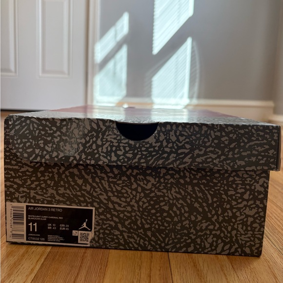 Jordan 3 Cardinal Red - Picture 7 of 7